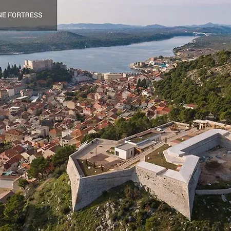 Mira Апартаменты